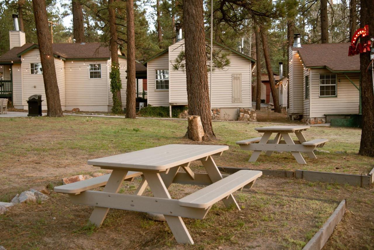 ביג בר לייק Lakewood Cabins מראה חיצוני תמונה