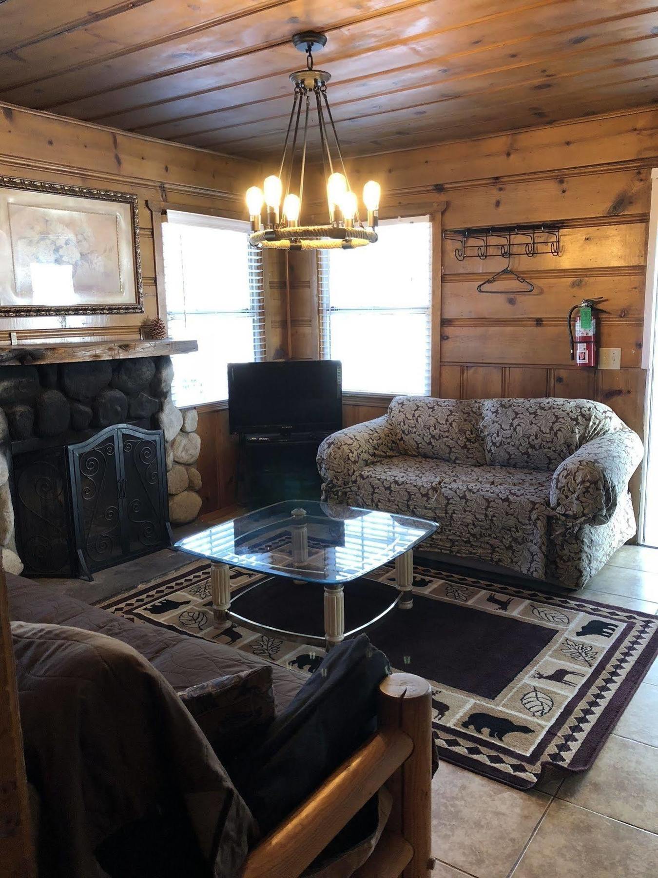 ביג בר לייק Lakewood Cabins מראה חיצוני תמונה