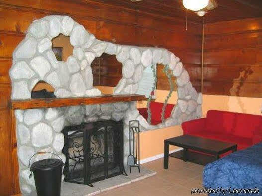 ביג בר לייק Lakewood Cabins מראה חיצוני תמונה